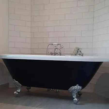 בית נופש Ait Shona Luxury קיל איירן